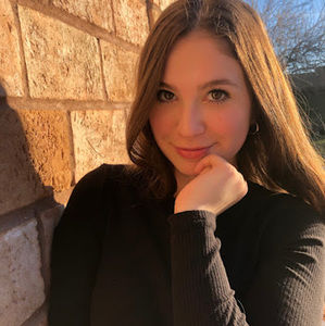 Meet your Posher, Natalie